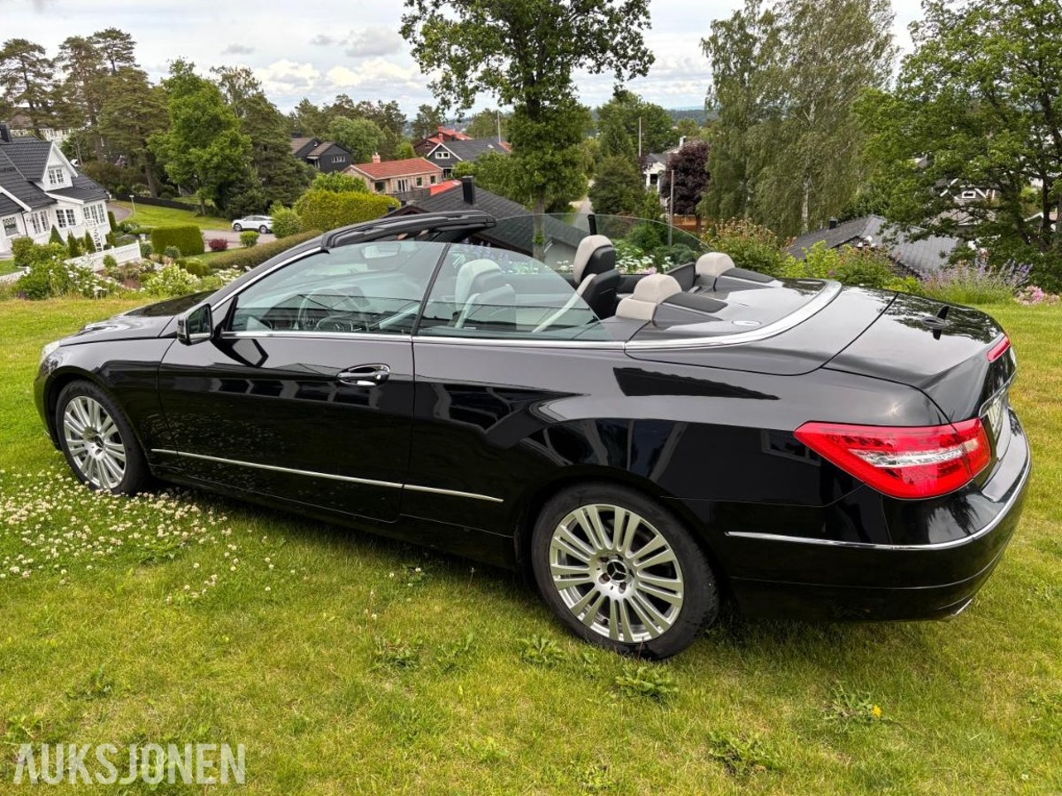 2013 Mercedes Benz E Klasse E200 Cabriolet Automat Skinninteriør Navigasjon