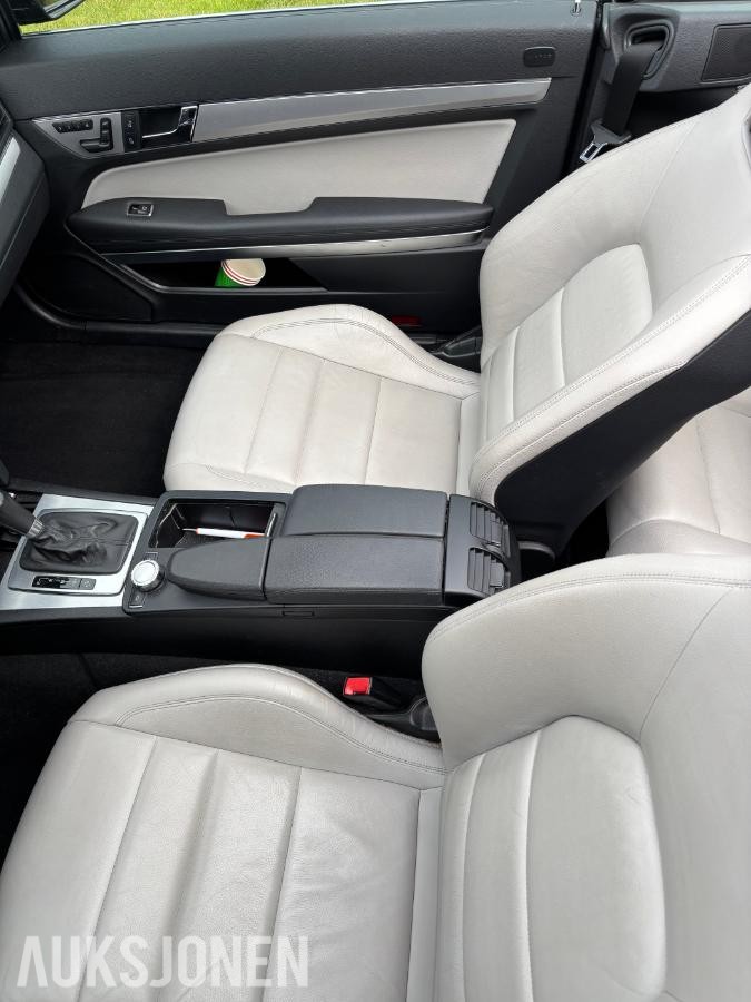 2013 Mercedes Benz E Klasse E200 Cabriolet Automat Skinninteriør Navigasjon