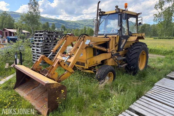 1982 Hymax HL42 er en hjullaster/frontlaster 5675 t - Traktorplattform Ford 5000 - Rep objekt 