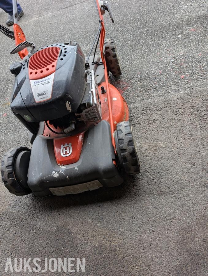 Husqvarna LB 348V gressklipper med Briggs & Stratton 650-motor