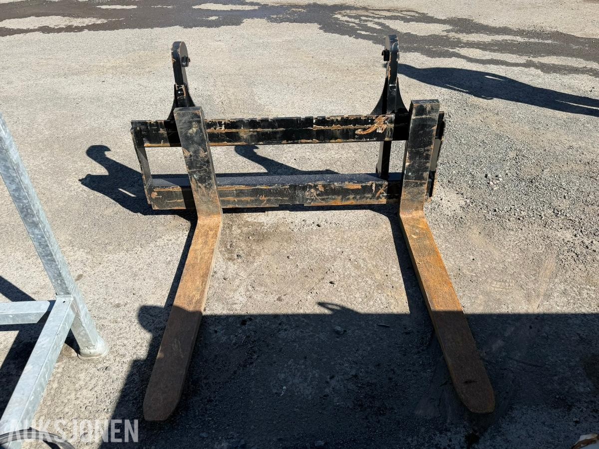 2022 SE Equipment Pallgaffel
