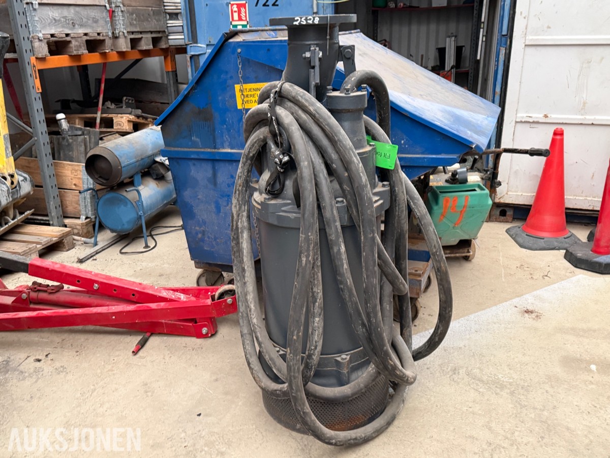 Tsurumi Pumpe LH645-50
