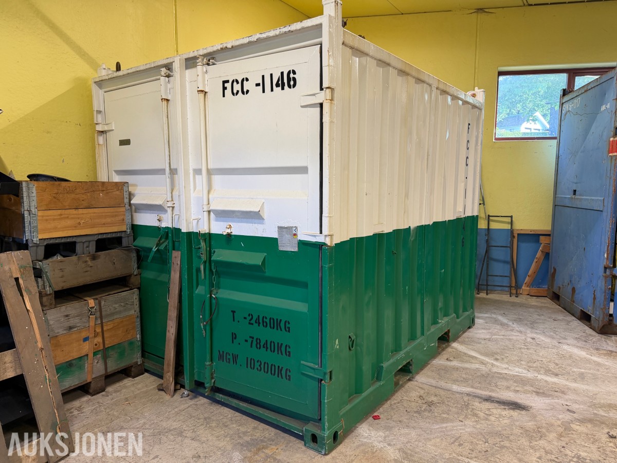 2000 BAR høytrykkspyler i container