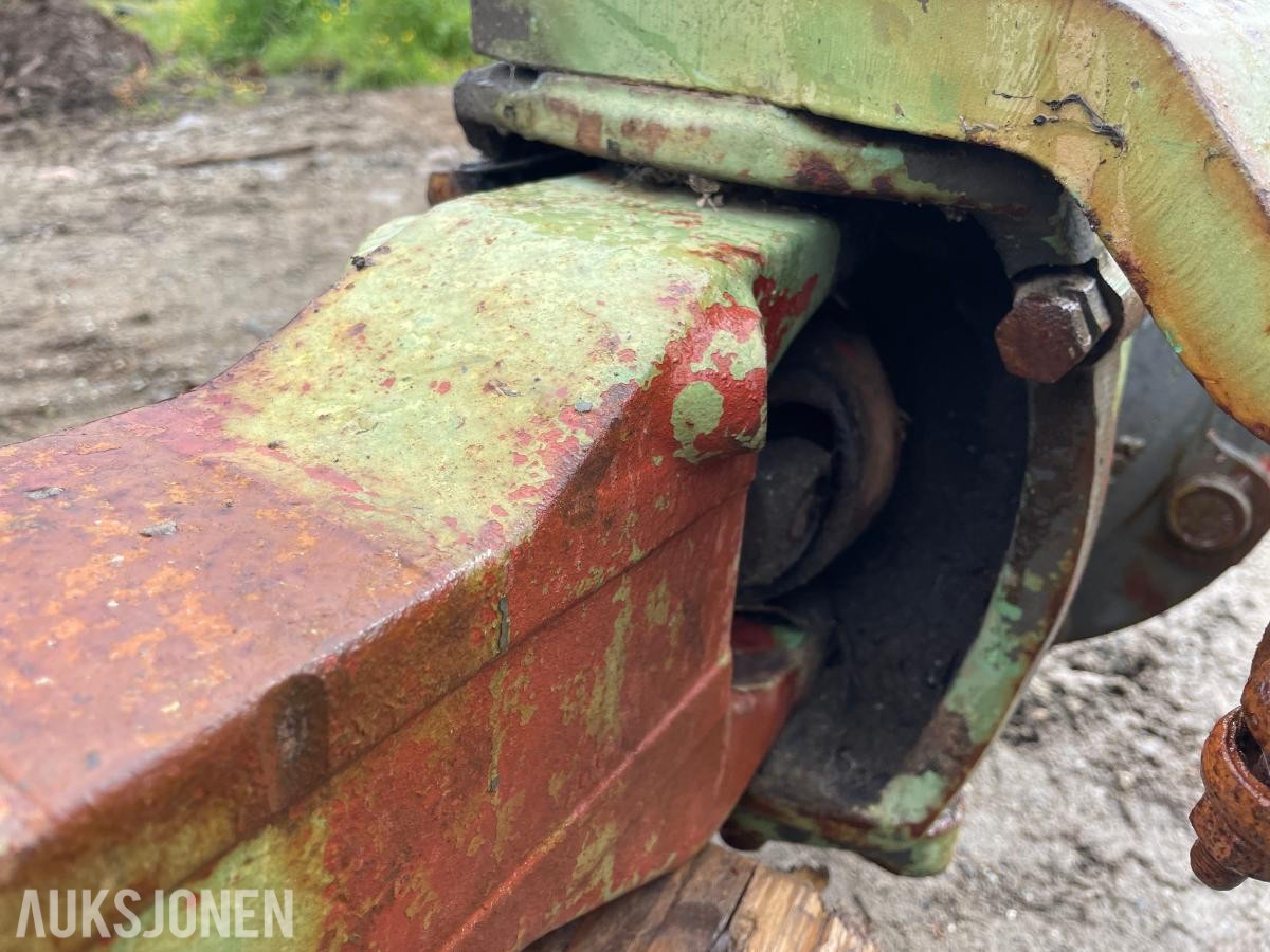 1982 Frontaksel Fendt Farmer 308lsa