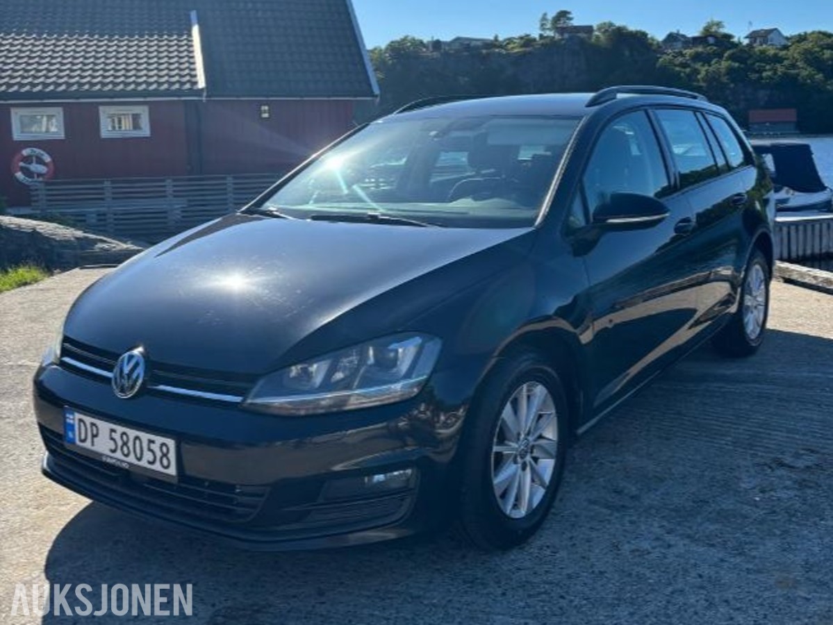 2015 Volkswagen Golf 1.6D 105hk Webasto sommerdekk vinterdekk