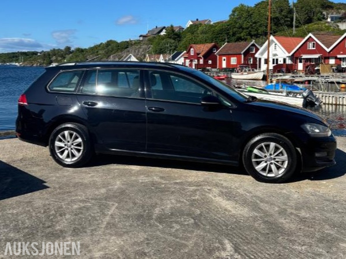 2015 Volkswagen Golf 1.6D 105hk Webasto sommerdekk vinterdekk
