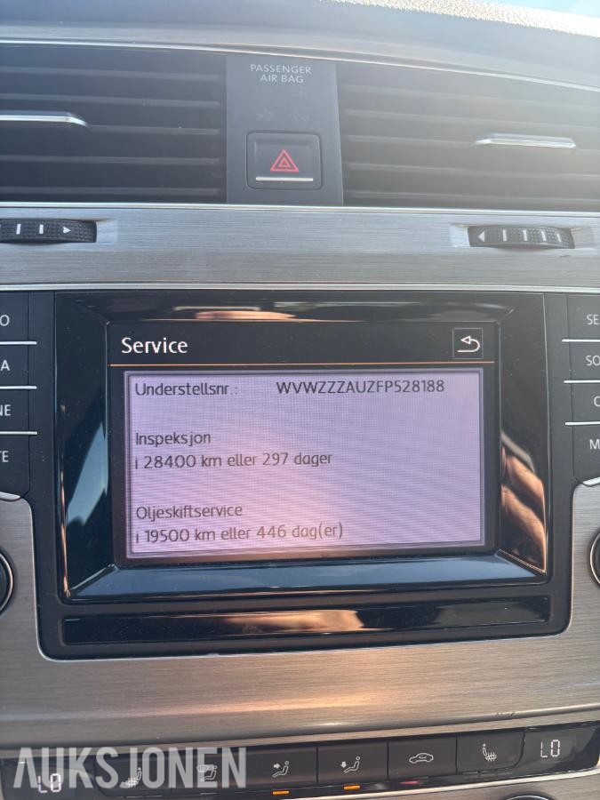 2015 Volkswagen Golf 1.6D 105hk Webasto sommerdekk vinterdekk