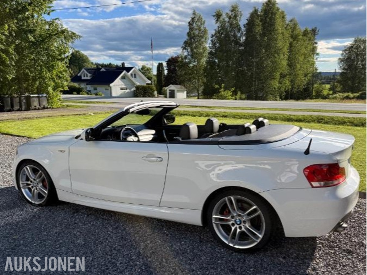 2011 BMW 1-serie, 118D 2.0 Diesel Cabriolet, Automat, Cruisekontroll, S+V