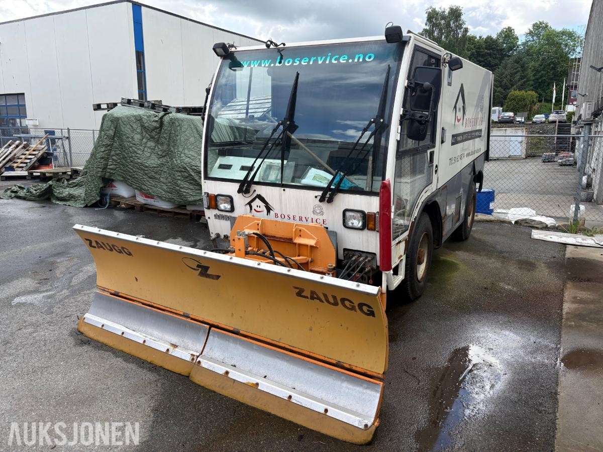 2007 Aebi MFH 5000 Redskapsbærer/sopebil