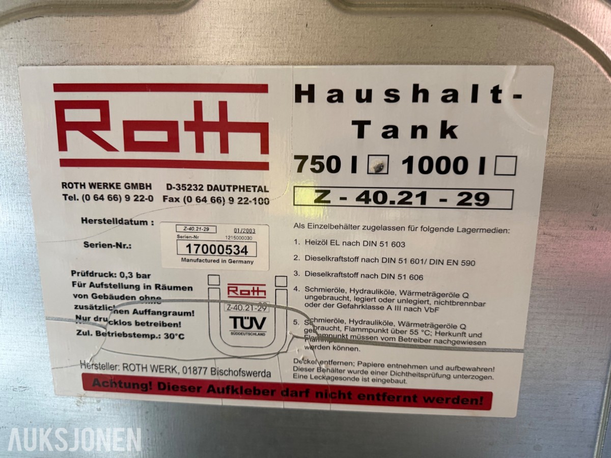 Roth 750 l. Diseltank m/pumpe