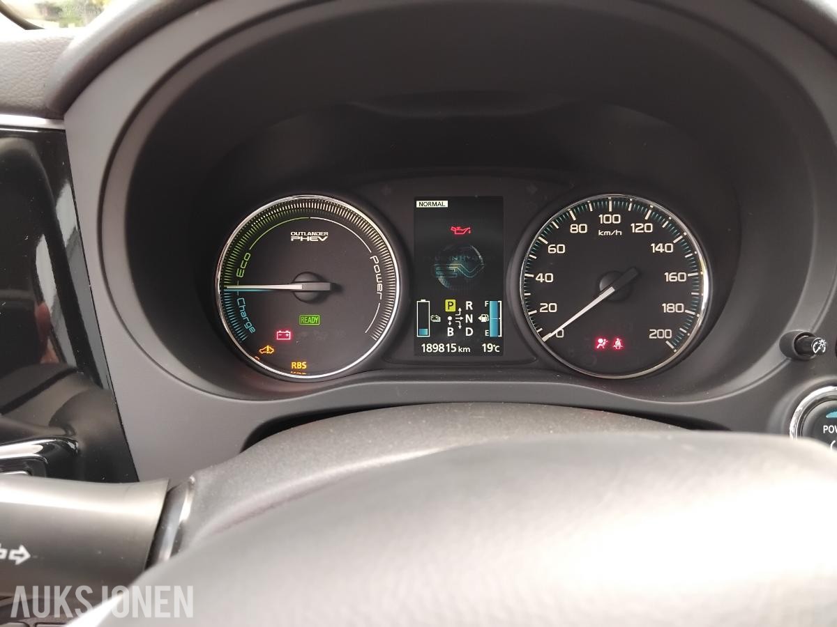 2015 Mitsubishi Outlander PHEV 2.0 Hybrid 121hk 4WD Cruisekontroll, ryggekamera, hengerfeste