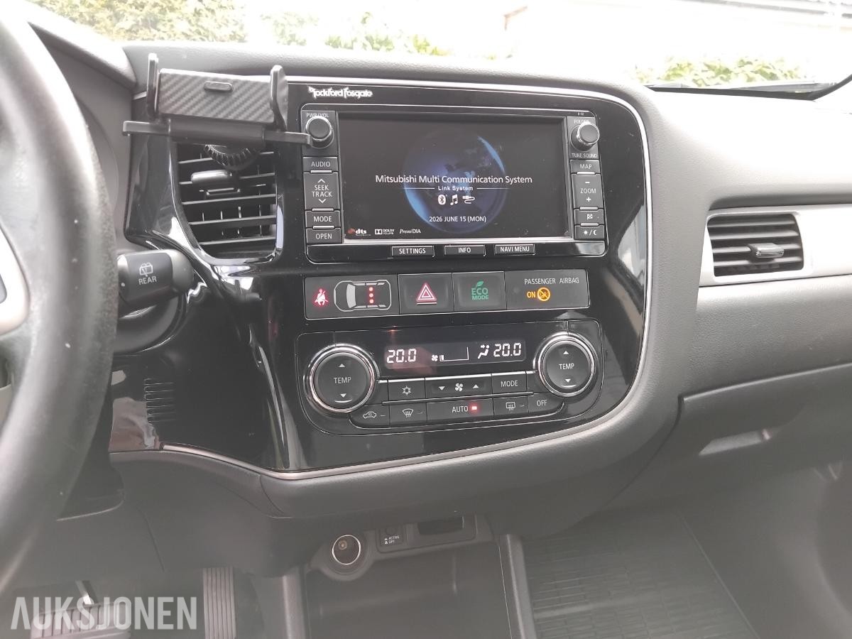 2015 Mitsubishi Outlander PHEV 2.0 Hybrid 121hk 4WD Cruisekontroll, ryggekamera, hengerfeste