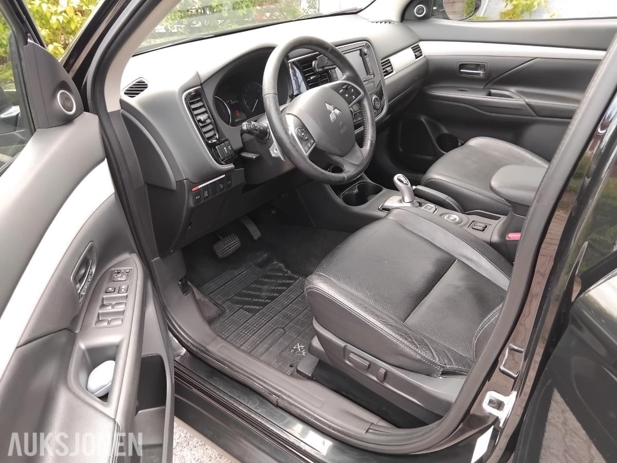 2015 Mitsubishi Outlander PHEV 2.0 Hybrid 121hk 4WD Cruisekontroll, ryggekamera, hengerfeste