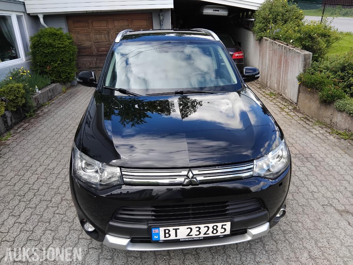 2015 Mitsubishi Outlander PHEV 2.0 Hybrid 121hk 4WD Cruisekontroll, ryggekamera, hengerfeste