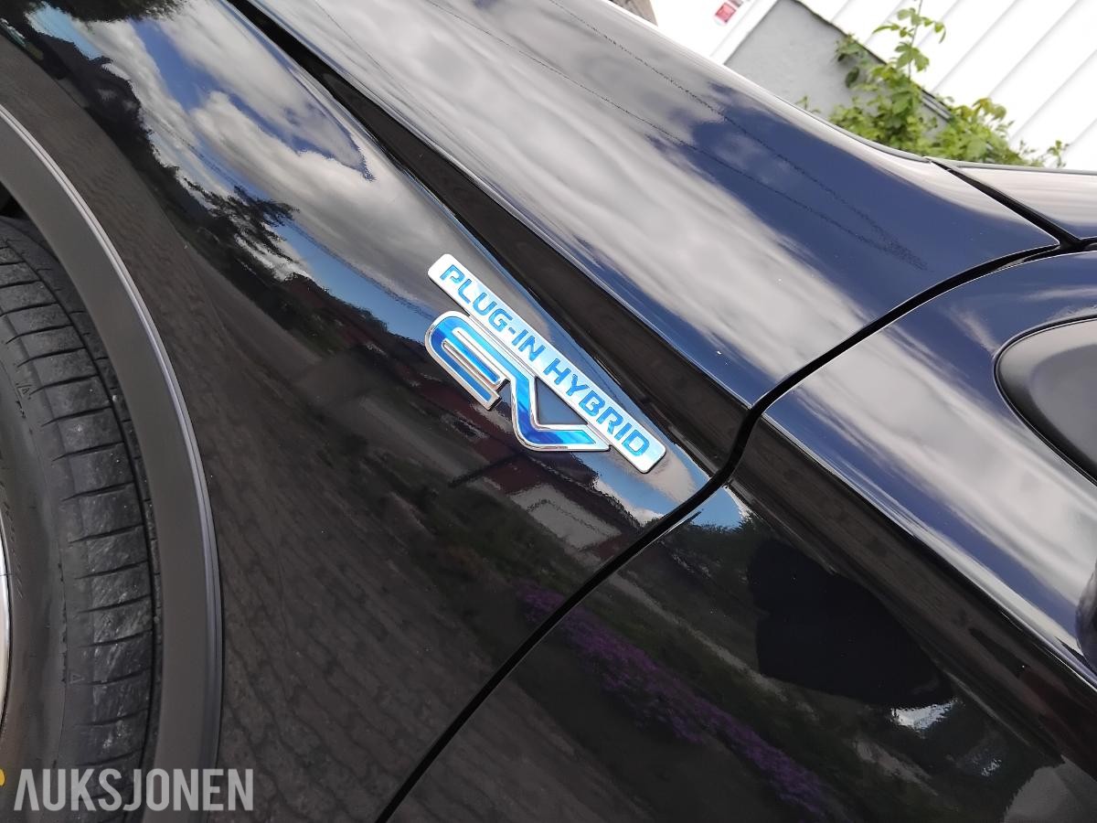 2015 Mitsubishi Outlander PHEV 2.0 Hybrid 121hk 4WD Cruisekontroll, ryggekamera, hengerfeste