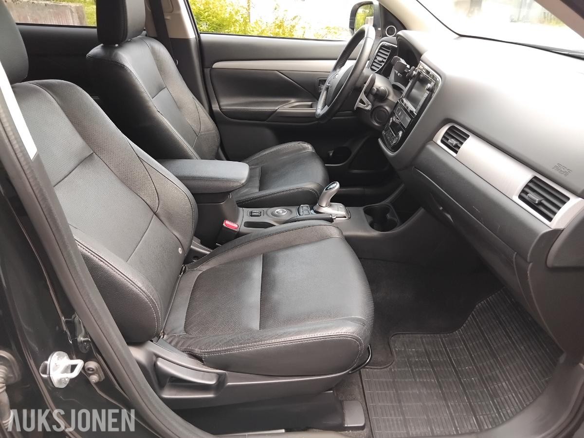 2015 Mitsubishi Outlander PHEV 2.0 Hybrid 121hk 4WD Cruisekontroll, ryggekamera, hengerfeste
