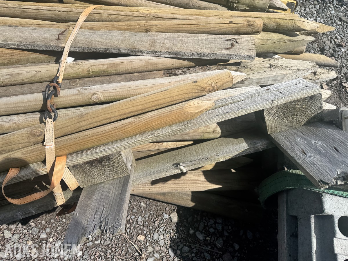 Staur/Trestaker ca 150cm - 2 bunter