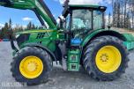 2021 John Deere 6155R med laster