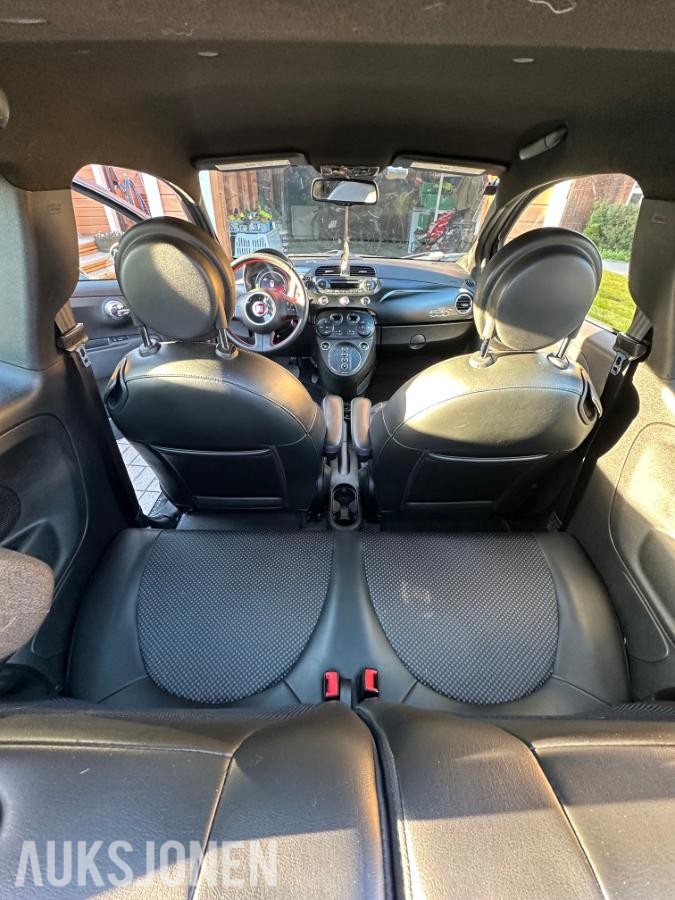 2015 Fiat 500e helårsdekk originalfelger