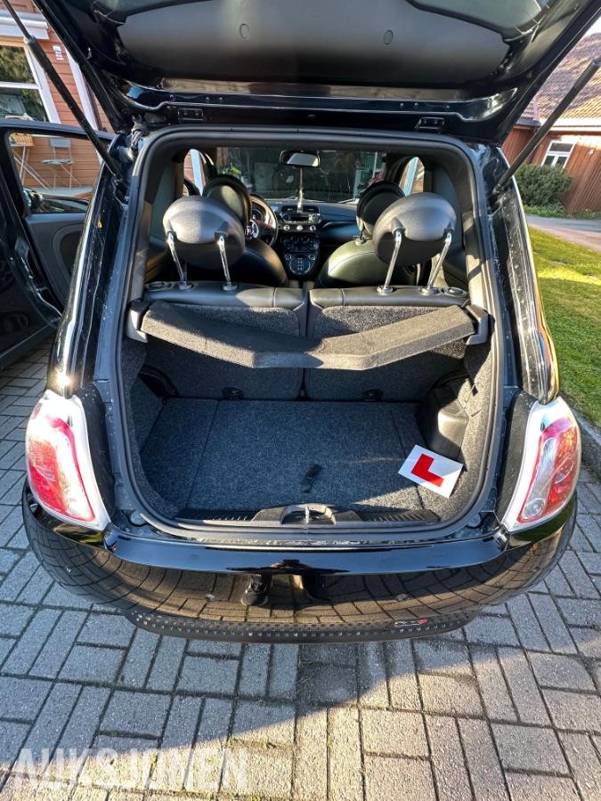 2015 Fiat 500e helårsdekk originalfelger