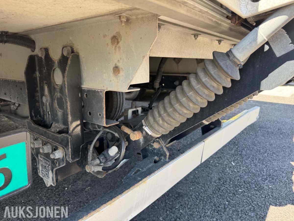 2022 IVECO DAILY KJØL/FRYS LØFTELEM AUTOMATGIR REP.OBJEKT