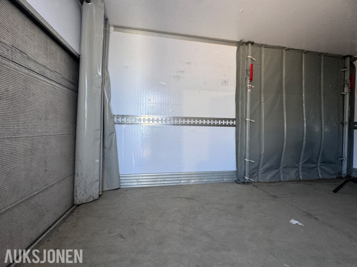 2022 IVECO DAILY KJØL/FRYS LØFTELEM AUTOMATGIR REP.OBJEKT