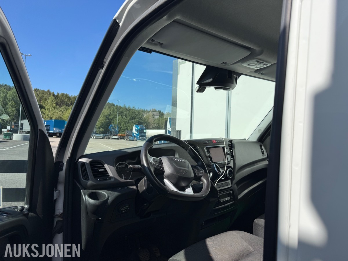 2022 IVECO DAILY KJØL/FRYS LØFTELEM AUTOMATGIR REP.OBJEKT