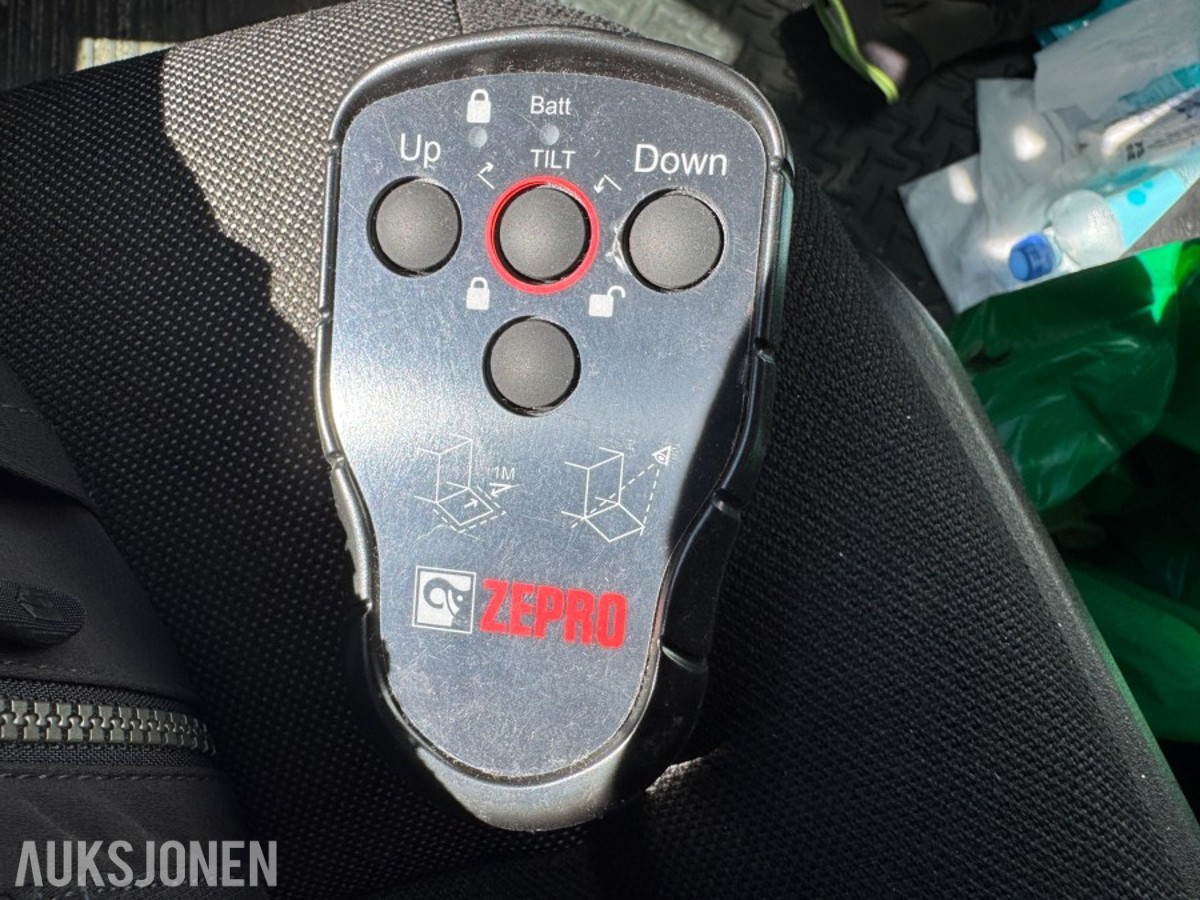 2022 IVECO DAILY KJØL/FRYS LØFTELEM AUTOMATGIR REP.OBJEKT