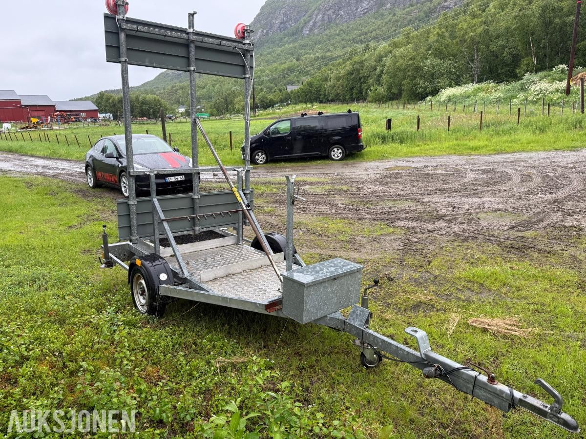 Blinkfyrar Varslingshenger m/Skiltfester