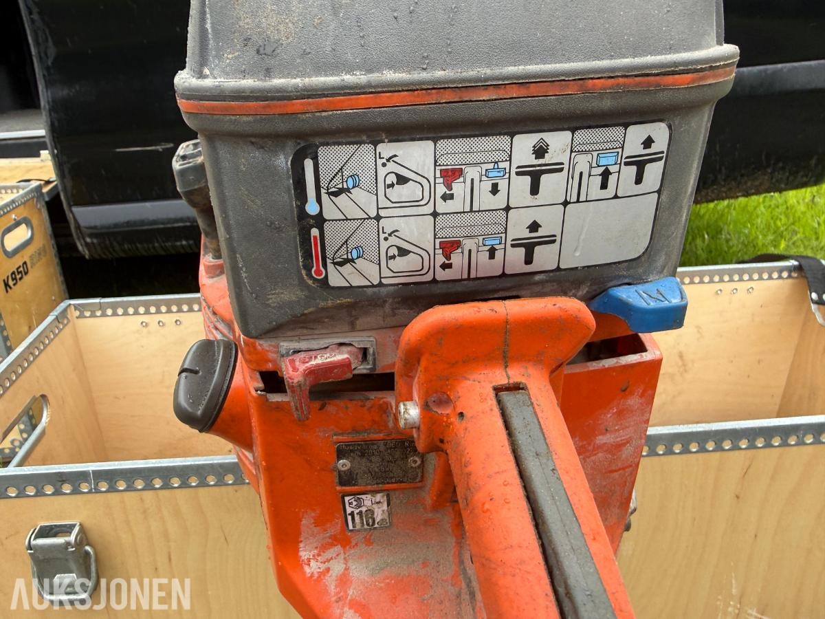2010 Husqvarna K960 Ring, bensindrevet ringsag med transportkasse