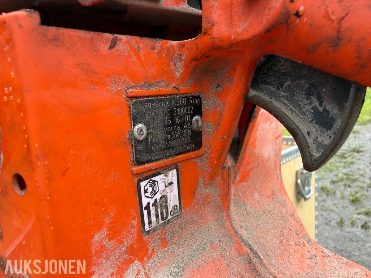 2010 Husqvarna K960 Ring, bensindrevet ringsag med transportkasse