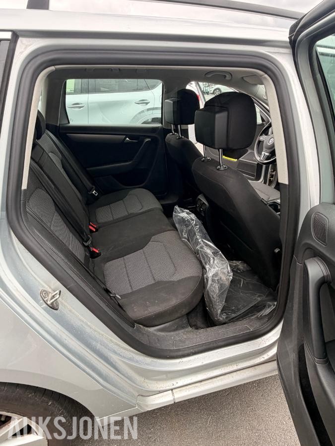 2013 Volkswagen Passat 1.6 Diesel 105hk, Cruisekontroll, Navigasjon, S+V dekk