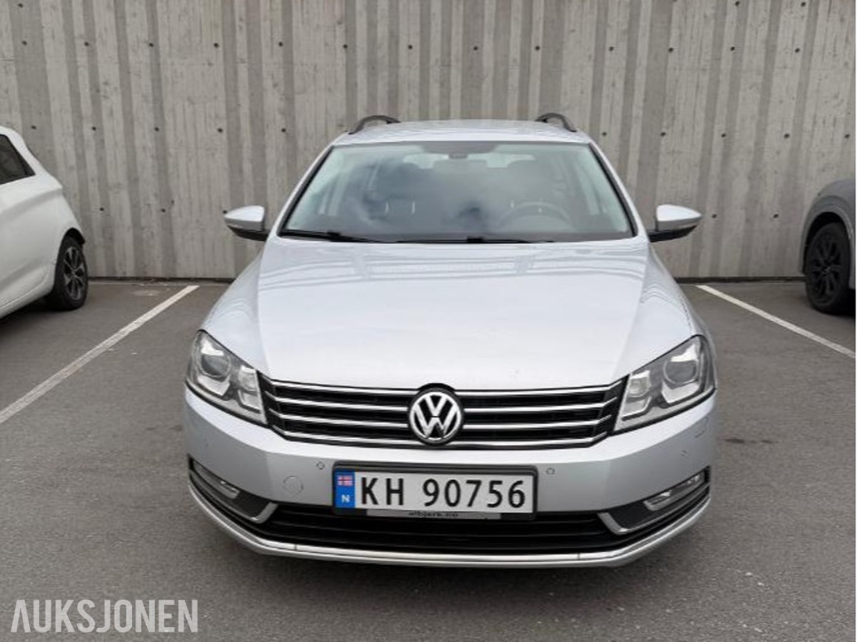 2013 Volkswagen Passat 1.6 Diesel 105hk, Cruisekontroll, Navigasjon, S+V dekk