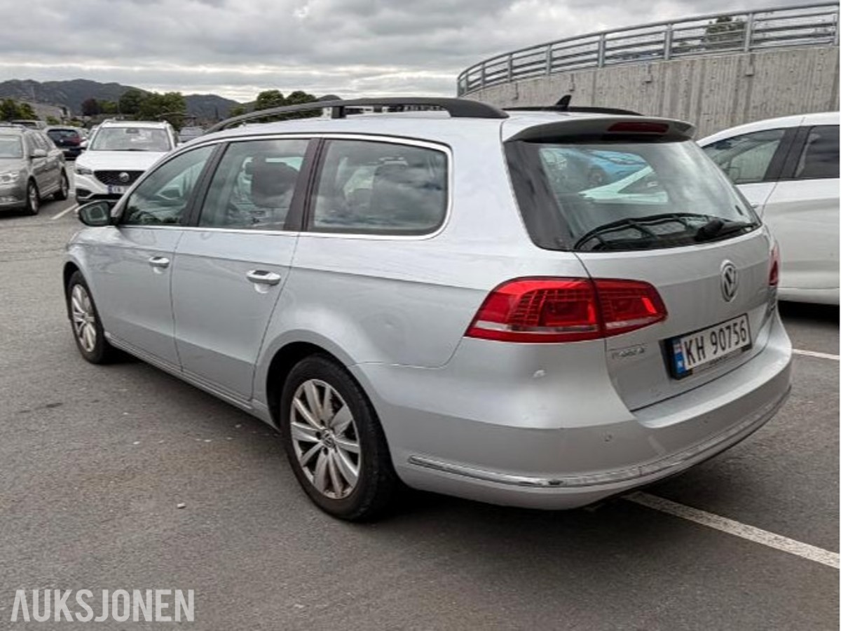 2013 Volkswagen Passat 1.6 Diesel 105hk, Cruisekontroll, Navigasjon, S+V dekk