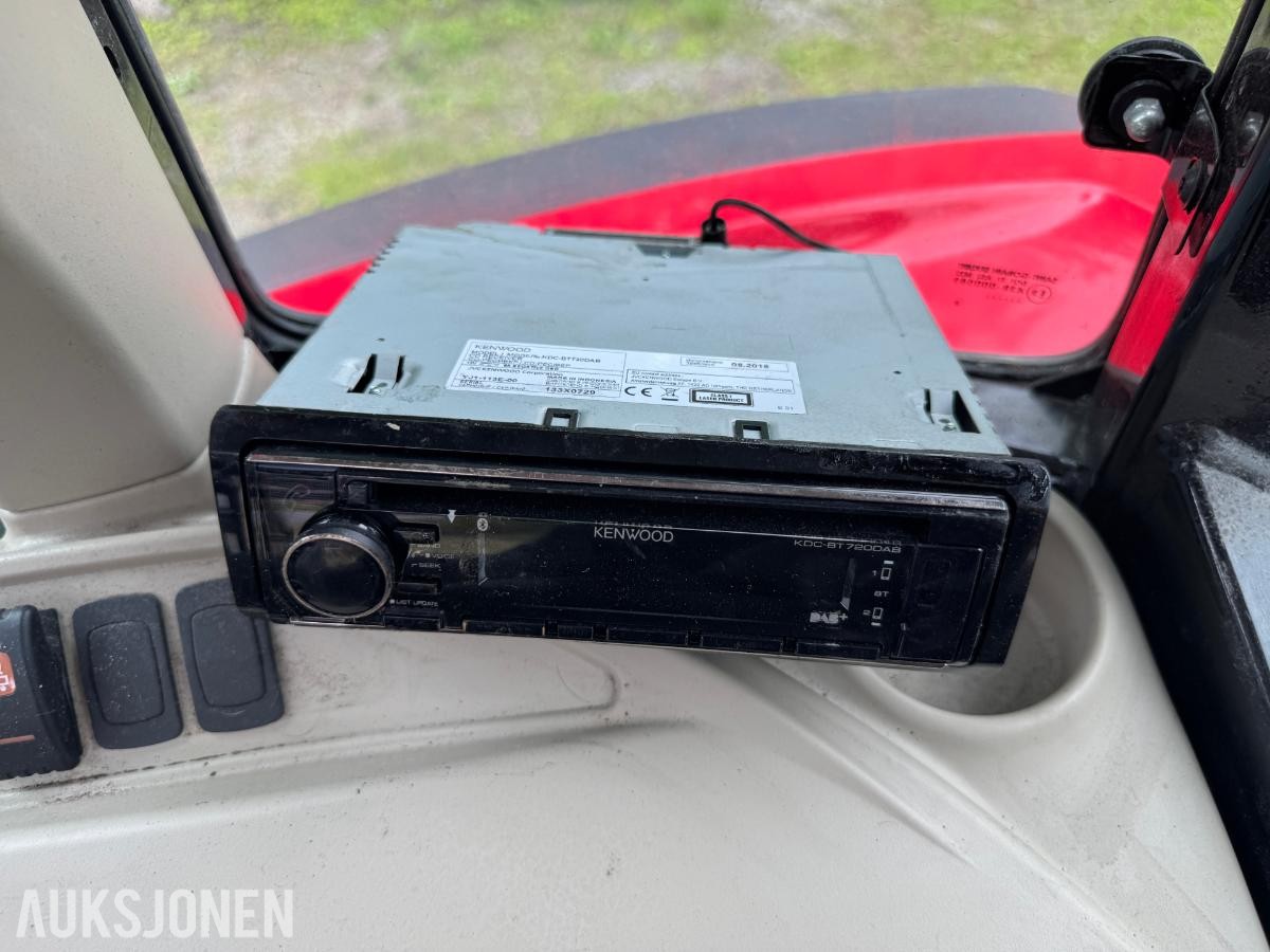 2018 Massey Ferguson 4709 4WD POWER SHUTTLE COMFORT CONTROL 12X12 FRONTHYDRAULIKK