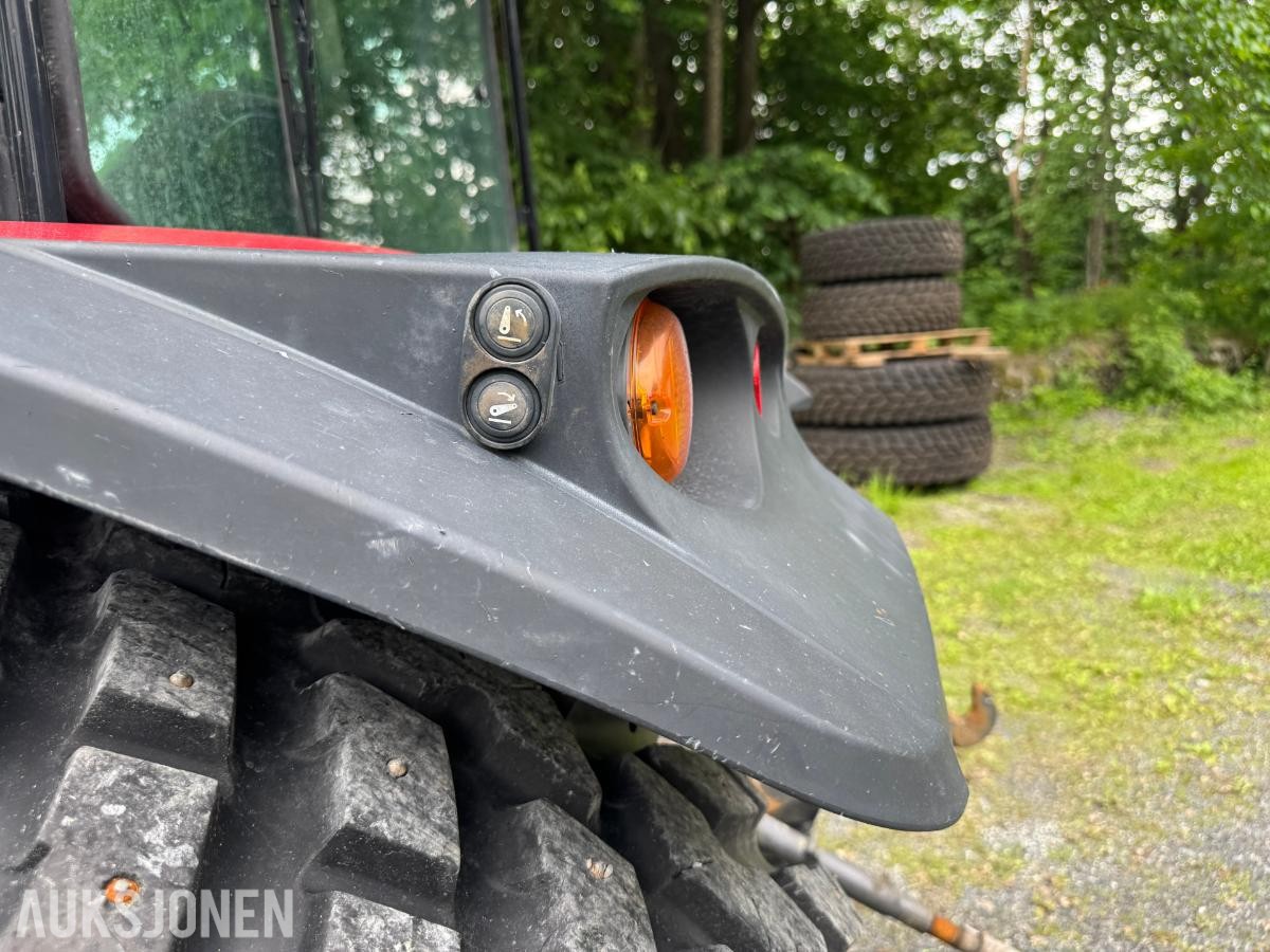 2018 Massey Ferguson 4709 4WD POWER SHUTTLE COMFORT CONTROL 12X12 FRONTHYDRAULIKK