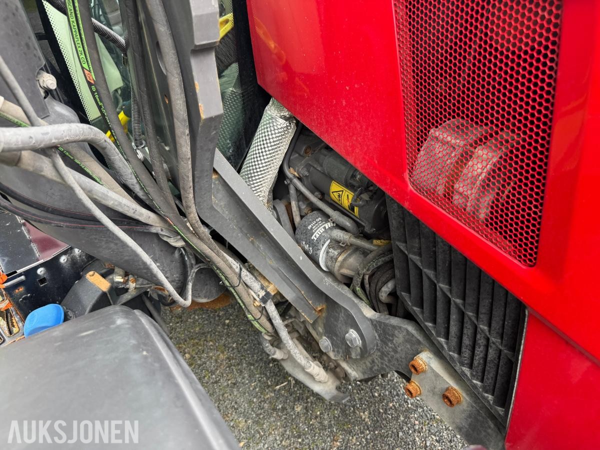 2018 Massey Ferguson 4709 4WD POWER SHUTTLE COMFORT CONTROL 12X12 FRONTHYDRAULIKK