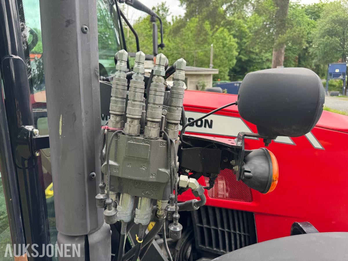 2018 Massey Ferguson 4709 4WD POWER SHUTTLE COMFORT CONTROL 12X12 FRONTHYDRAULIKK