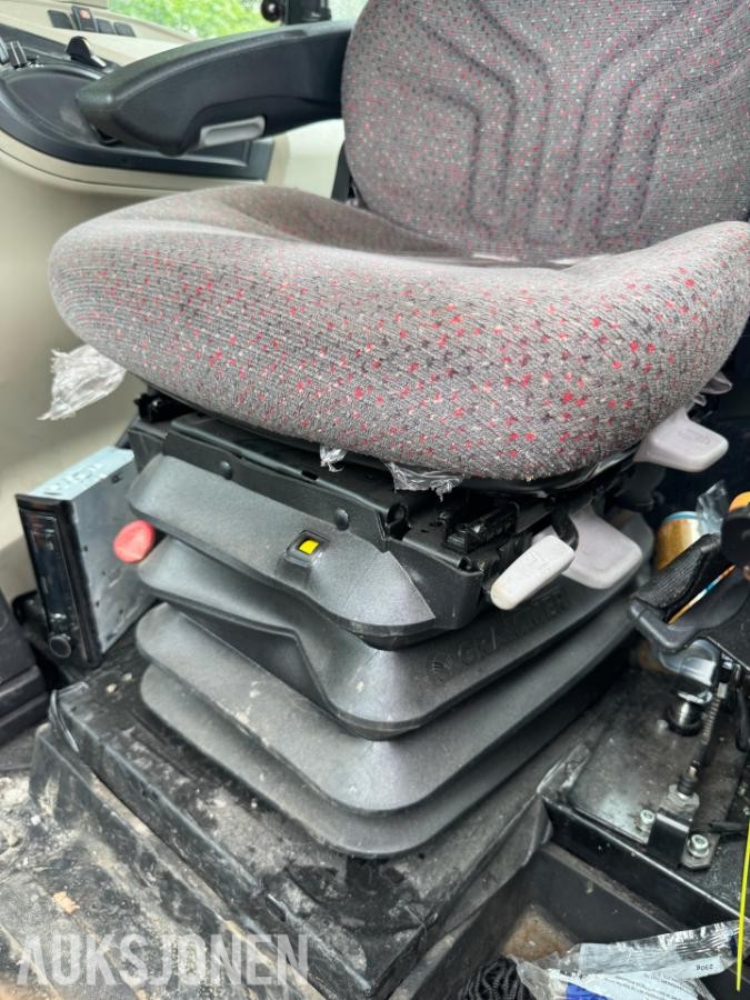 2018 Massey Ferguson 4709 4WD POWER SHUTTLE COMFORT CONTROL 12X12 FRONTHYDRAULIKK