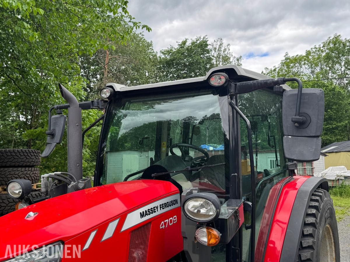 2018 Massey Ferguson 4709 4WD POWER SHUTTLE COMFORT CONTROL 12X12 FRONTHYDRAULIKK