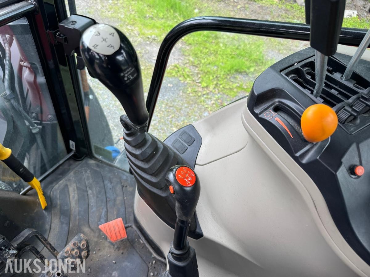 2018 Massey Ferguson 4709 4WD POWER SHUTTLE COMFORT CONTROL 12X12 FRONTHYDRAULIKK