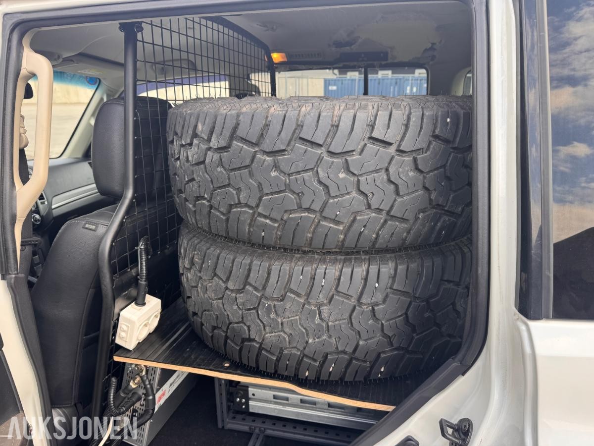 2017 Mitsubishi Pajero, 3,2D 190HK, INSTYLE+,EU-OK 5-2028, 197300km