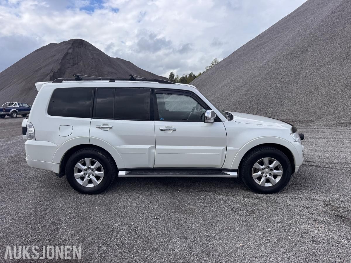 2017 Mitsubishi Pajero, 3,2D 190HK, INSTYLE+,EU-OK 5-2028, 197300km
