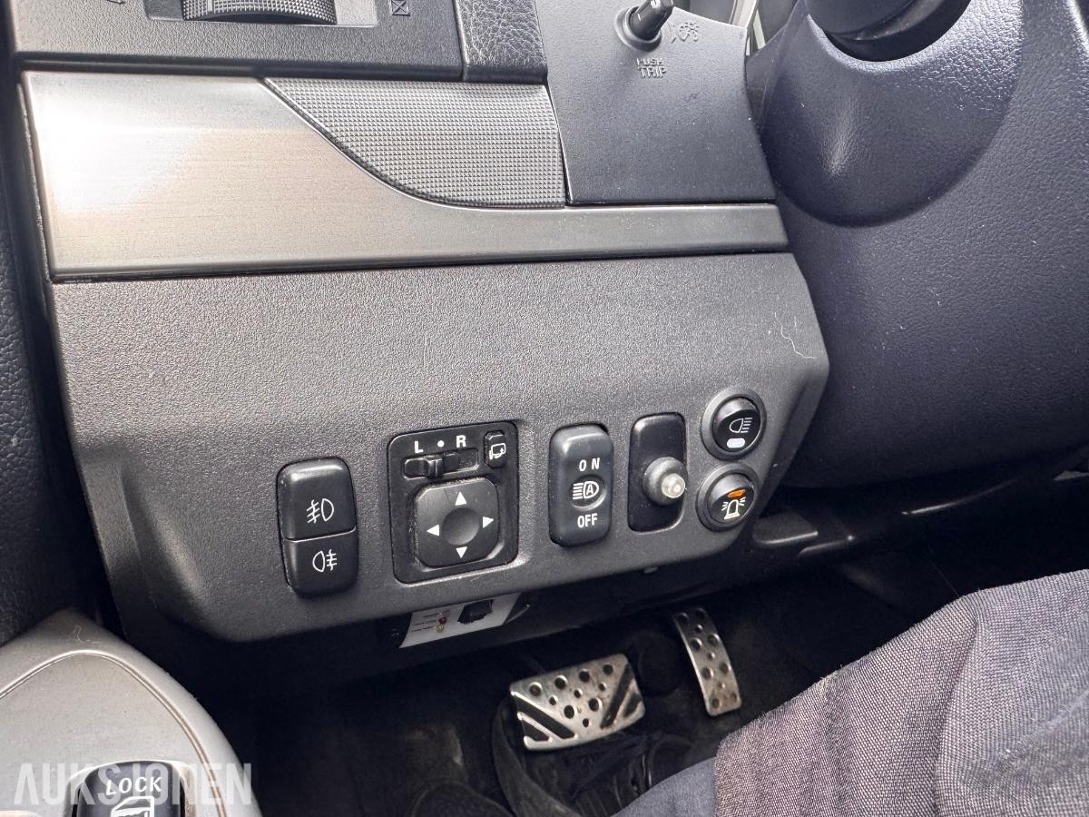 2017 Mitsubishi Pajero, 3,2D 190HK, INSTYLE+,EU-OK 5-2028, 197300km