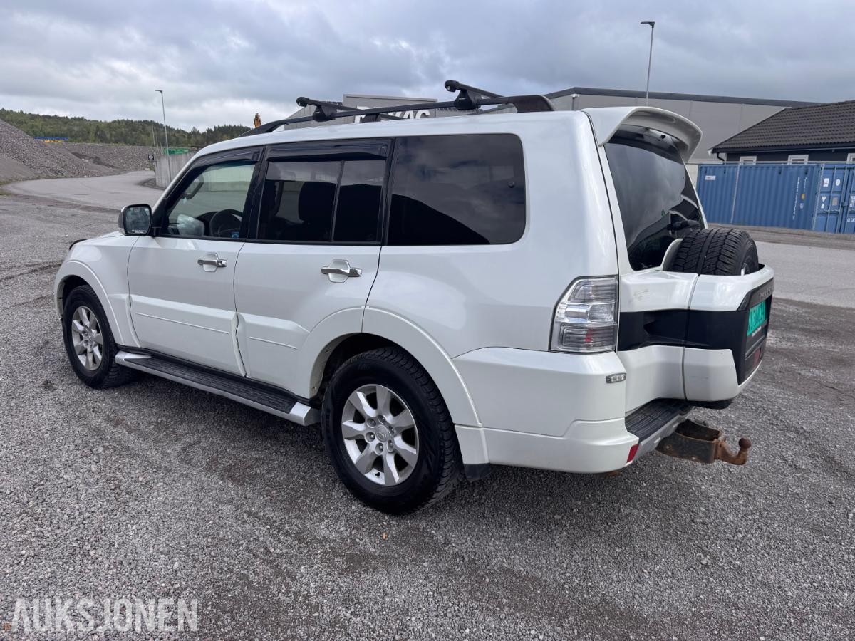 2017 Mitsubishi Pajero, 3,2D 190HK, INSTYLE+,EU-OK 5-2028, 197300km
