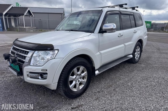 2017 Mitsubishi Pajero, 3,2D 190HK, INSTYLE+,EU-OK 5-2028, 197300km