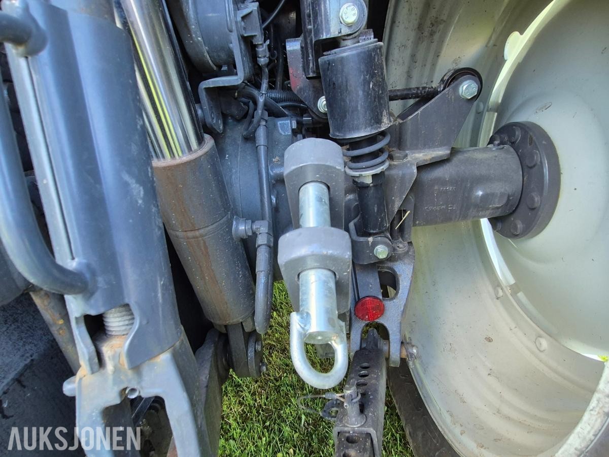 2021 Valtra A114 med laster