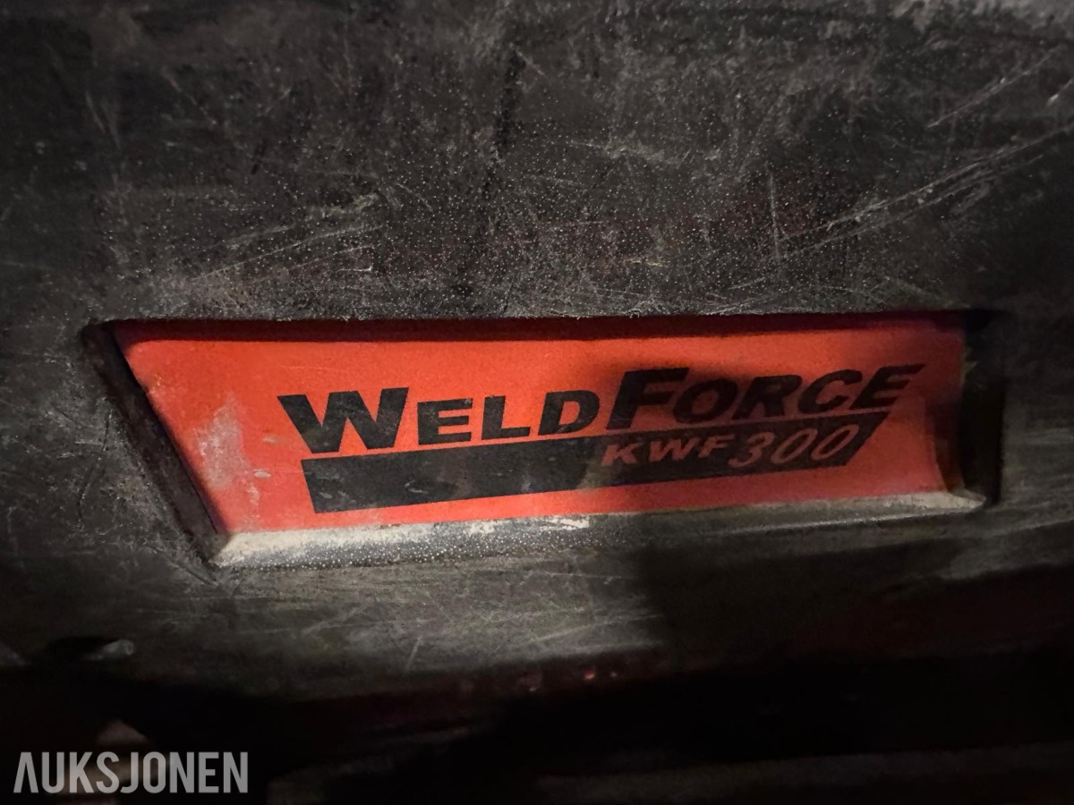 Kemppi FastMig KM 400 sveiseverk med WeldForce KWF 300 trådmater