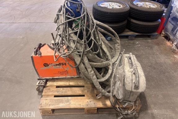 Kemppi FastMig KM 400 sveiseverk med WeldForce KWF 300 trådmater