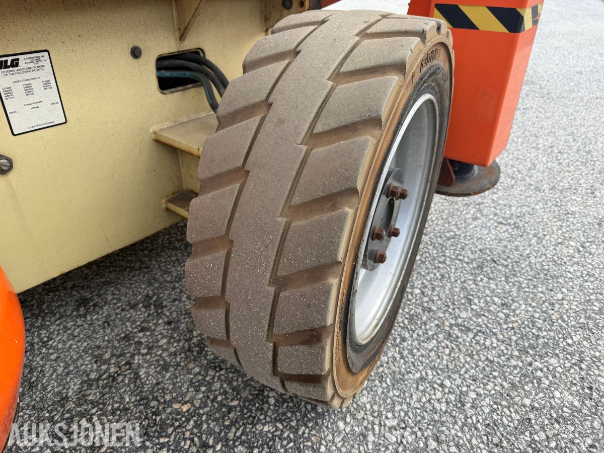 JLG M4069 Sakslift 4x4 – Batteri/Hybrid